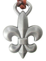 llavero flor de lis